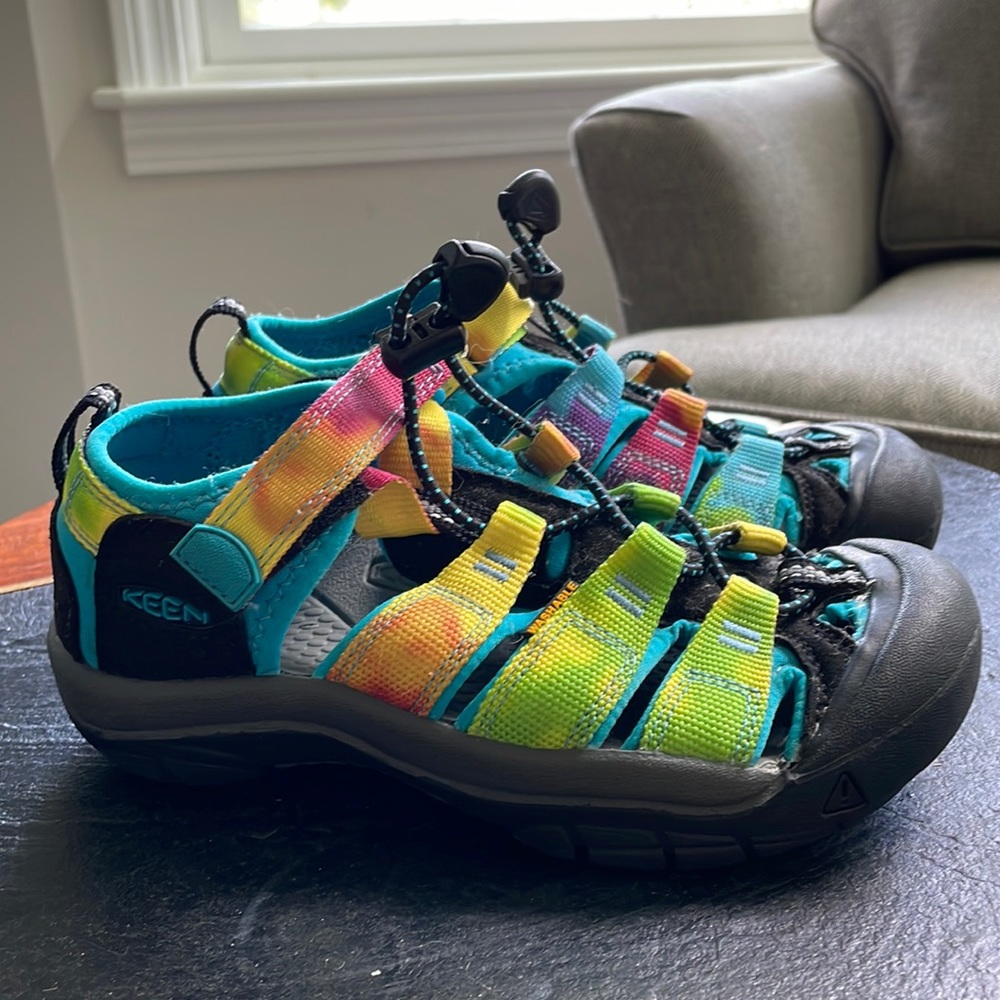 Kids Keen Velcro Athletic Sandal / Water Shoe